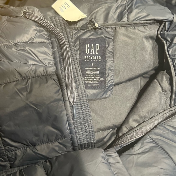 NWT GAP 100% Recycled Nylon Relaxed Lightweight Puffer Jacket/ NAVY BLUE - Picture 5 of 5